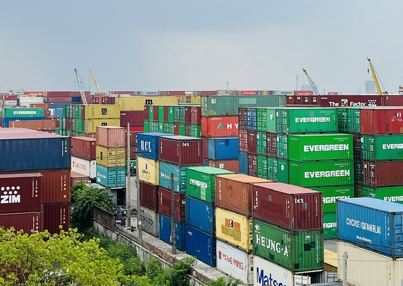 Ngành dịch vụ logistics phải đẩy mạnh chuyển đổi số để tăng tính cạnh tranh.
