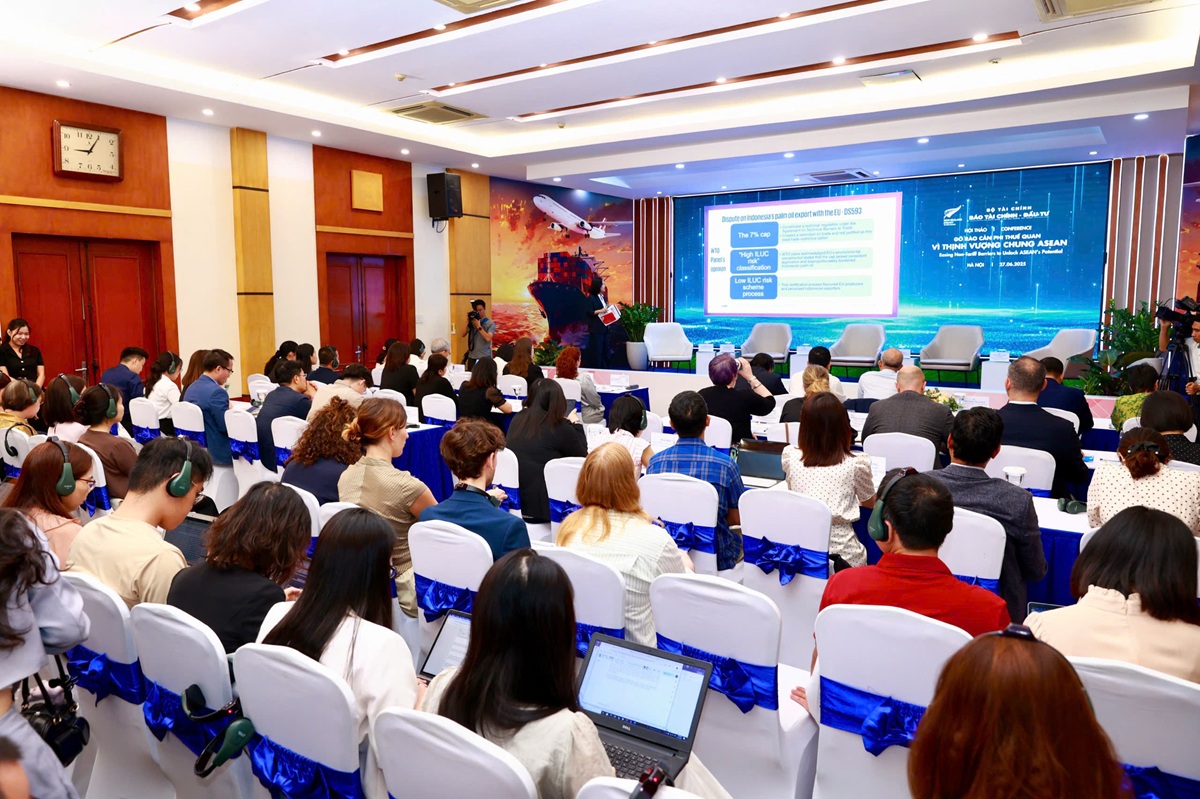 Toàn cảnh hội thảo
