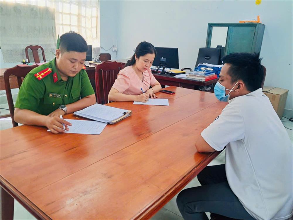 Người thanh niên kể lại sự việc bị lừa đảo “việc nhẹ, lương cao”.