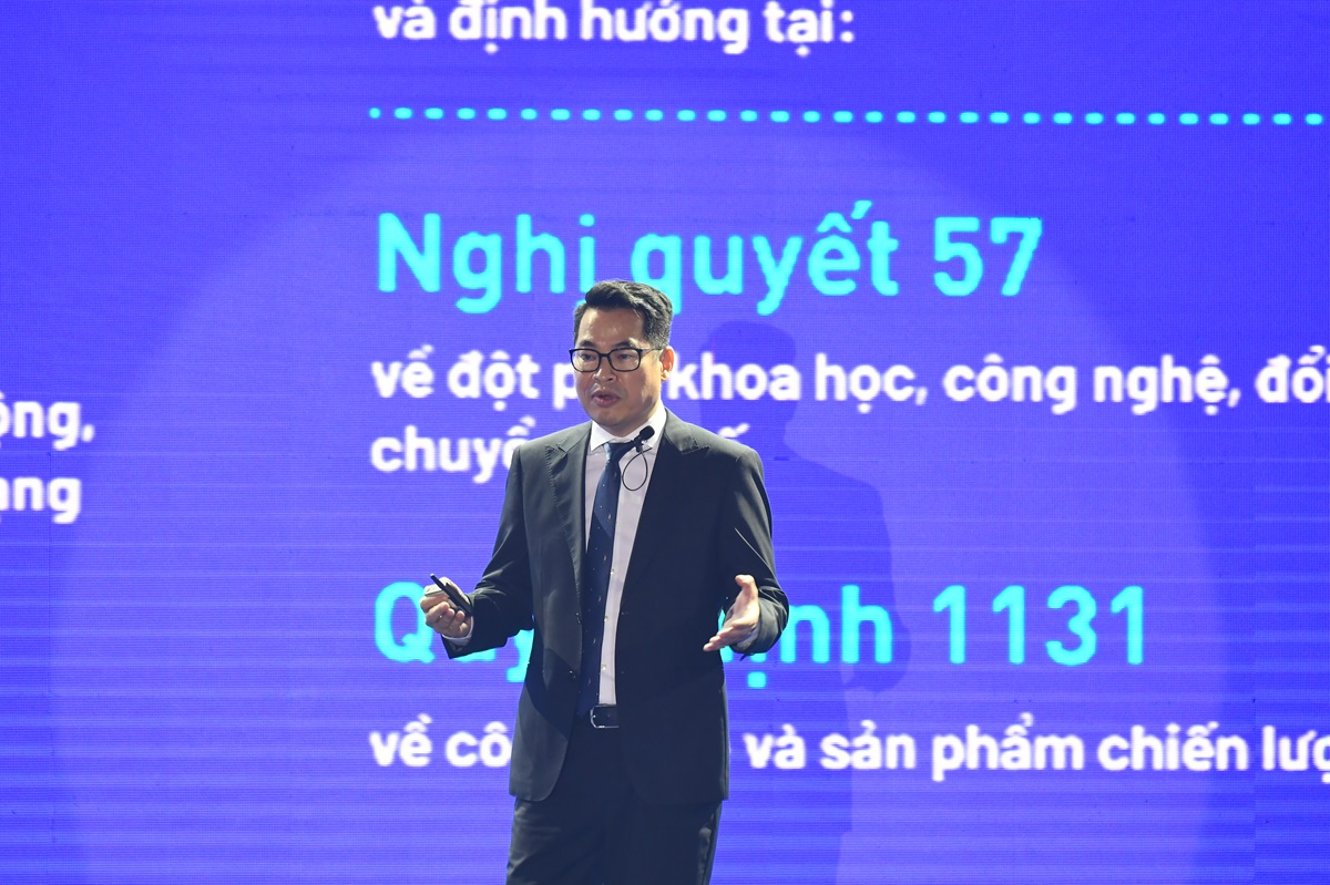 Ông Vũ Duy Hiền, Tổng giám đốc NCS cho biết, các sản phẩm trong Hệ sinh thái được định hướng xây dựng tuân theo các tiêu chuẩn quốc tế và Việt Nam, do các chuyên gia Việt Nam nghiên cứu, sáng tạo và làm chủ.